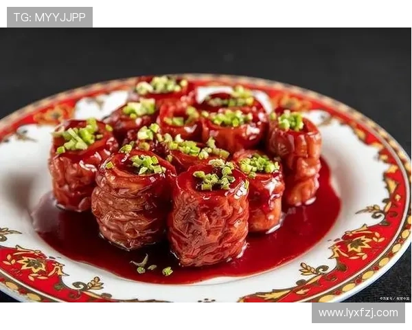 足球明星们的美食情缘揭秘：他们最爱的美味佳肴与独特饮食习惯